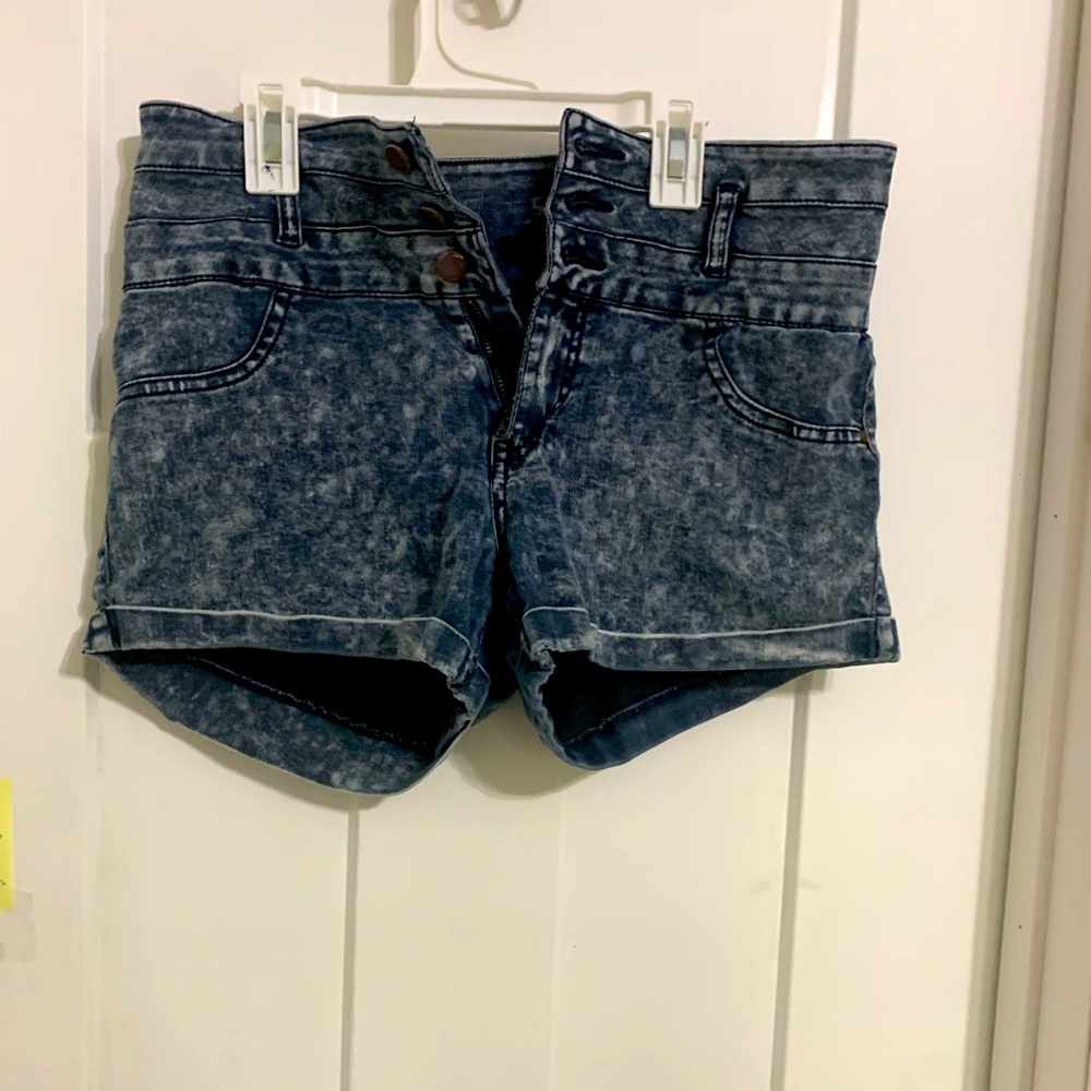 Cute high waisted jean shorts